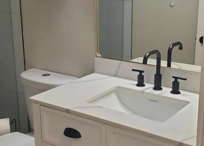 No Shoes Required Newly Renovated Retreat With Heated Pool Steps To White Sandy Beaches Of The Gulf Coast