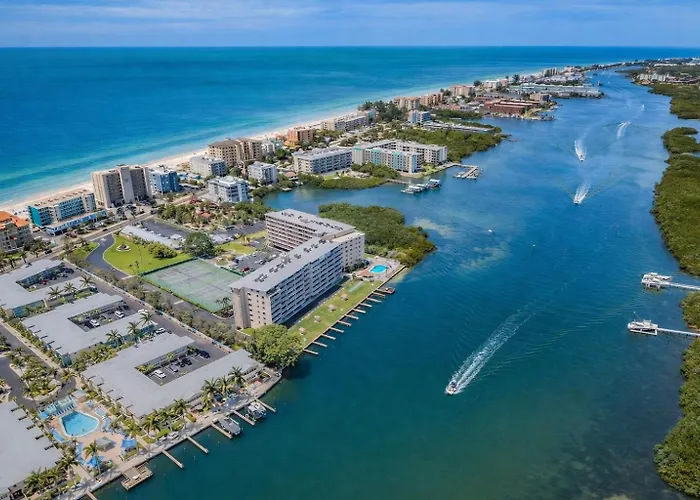 No Shoes Required Newly Renovated Retreat With Heated Pool Steps To White Sandy Beaches Of The Gulf Coast