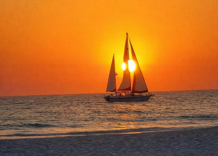Aparthotel No Shoes Required Newly Renovated Retreat With Heated Pool Steps To White Sandy Beaches Of The Gulf Coast 3*